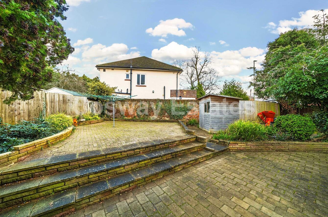 Copthall Gardens, Mill Hill, NW7, London